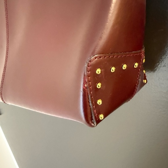 Arcadia Dark Burgundy Leather Shoulder Bag with Gold Accent GUC minor wear - Picture 2 of 13